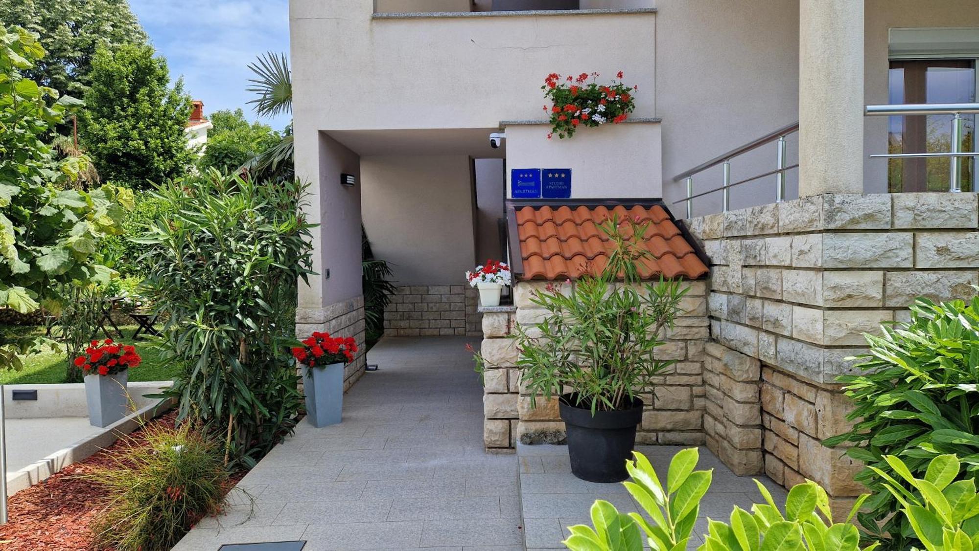 Near The Beach Pula Exterior photo